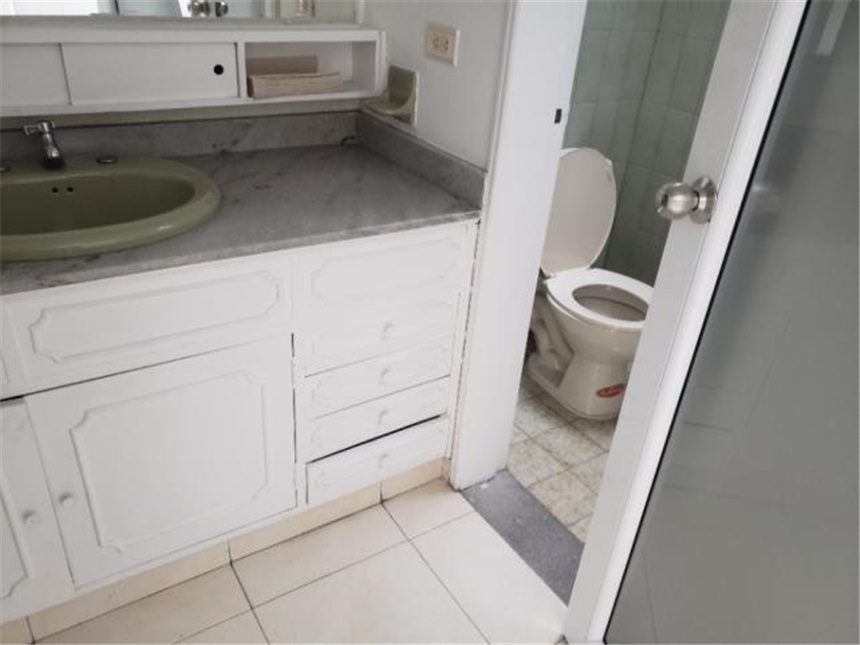 Casa de 5 alcobas en venta en Cedritos, Bogotá, 300 m² · foto 7 de 14