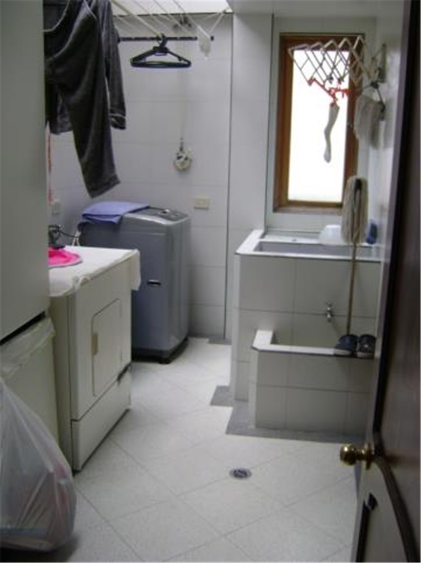 Casa en venta en San Jose De Bavaria, Bogotá · foto 17 de 24