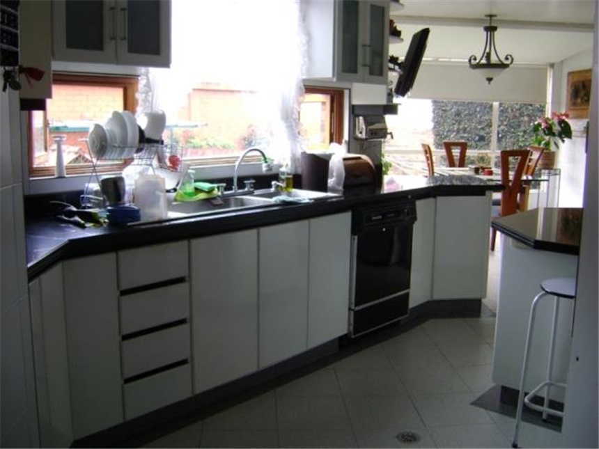 Casa en venta en San Jose De Bavaria, Bogotá · foto 11 de 24