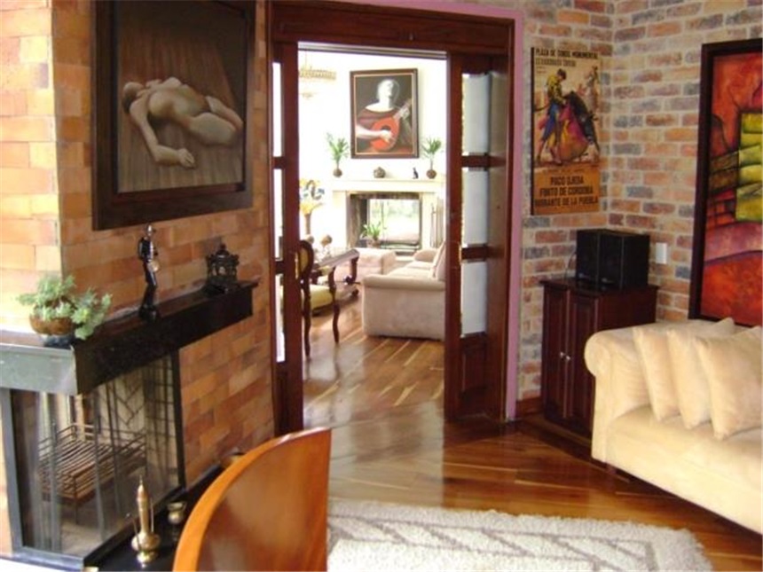 Casa en venta en San Jose De Bavaria, Bogotá · foto 8 de 24