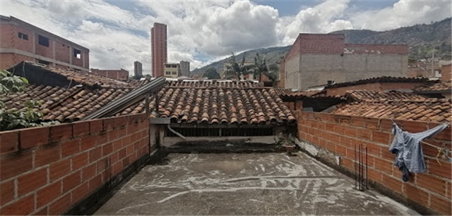 Casa en venta en Boston, Medellín 2