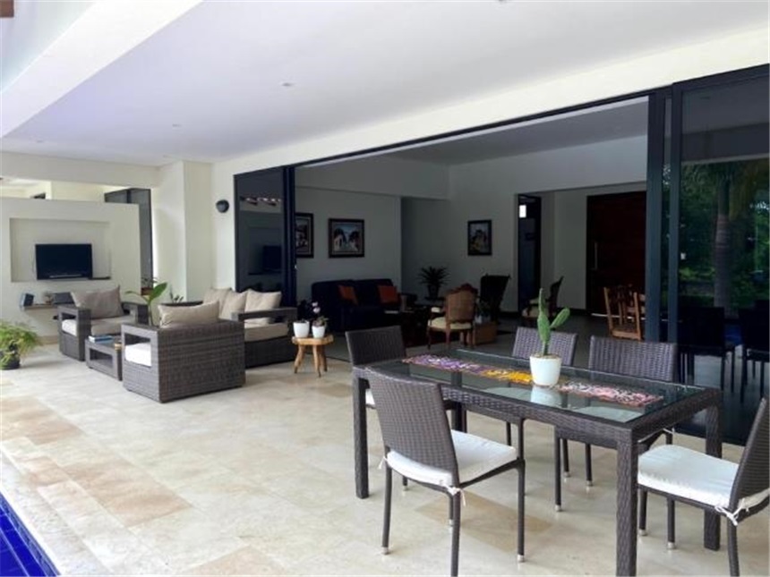 Casa en venta en Cerritos, Pereira · foto 2 de 24