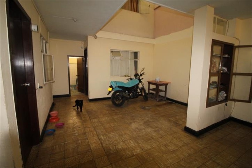 Casa de 8 alcobas en venta en Universidad, Bucaramanga, 238 m² · foto 3 de 16