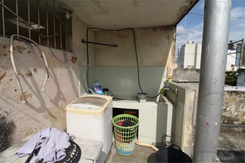Casa de 8 alcobas en venta en Universidad, Bucaramanga, 238 m² · foto 15 de 16