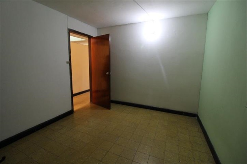 Casa de 8 alcobas en venta en Universidad, Bucaramanga, 238 m² · foto 7 de 16