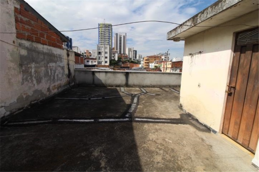 Casa de 8 alcobas en venta en Universidad, Bucaramanga, 238 m² · foto 14 de 16