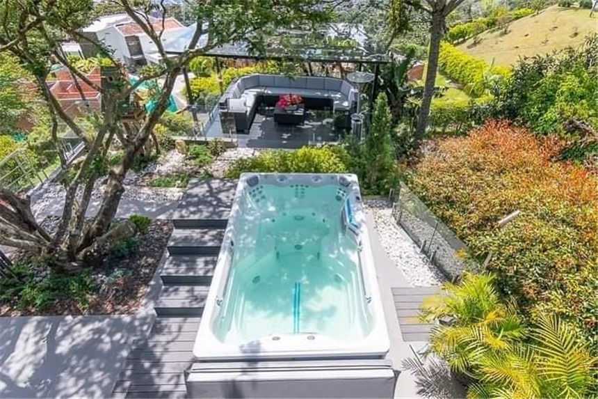 Casa de 4 alcobas en venta en Las Palmas, Medellín, 543 m² · foto 4 de 24