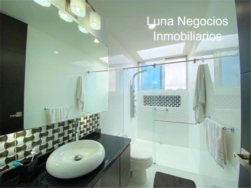 Casa de 5 alcobas en venta en Ruitoque Condominio, Piedecuesta, 600 m² · foto 12 de 21