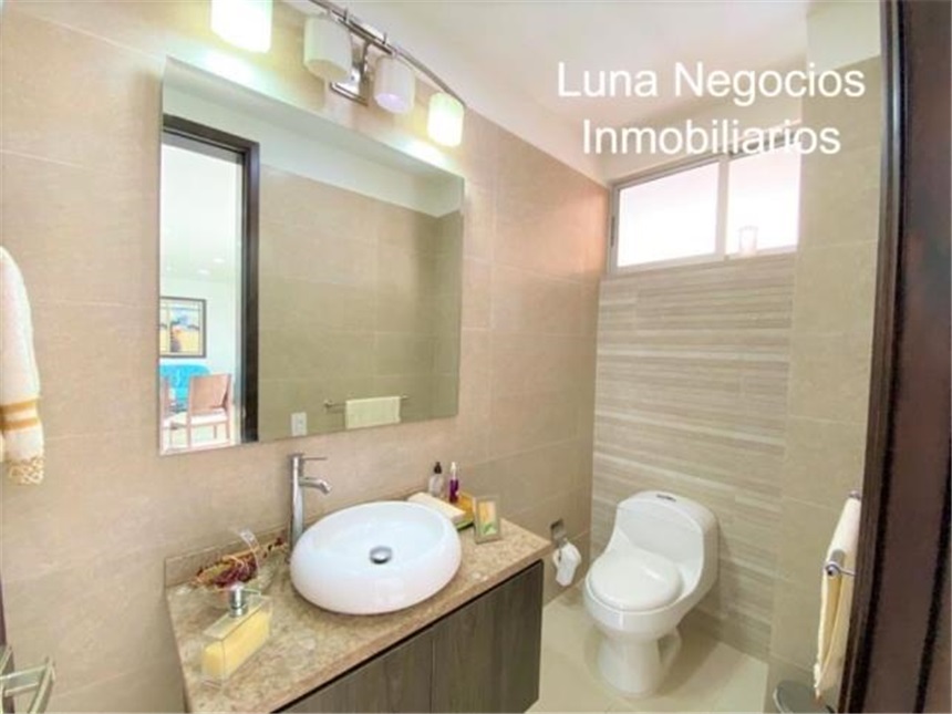Casa de 5 alcobas en venta en Ruitoque Condominio, Piedecuesta, 600 m² · foto 9 de 21