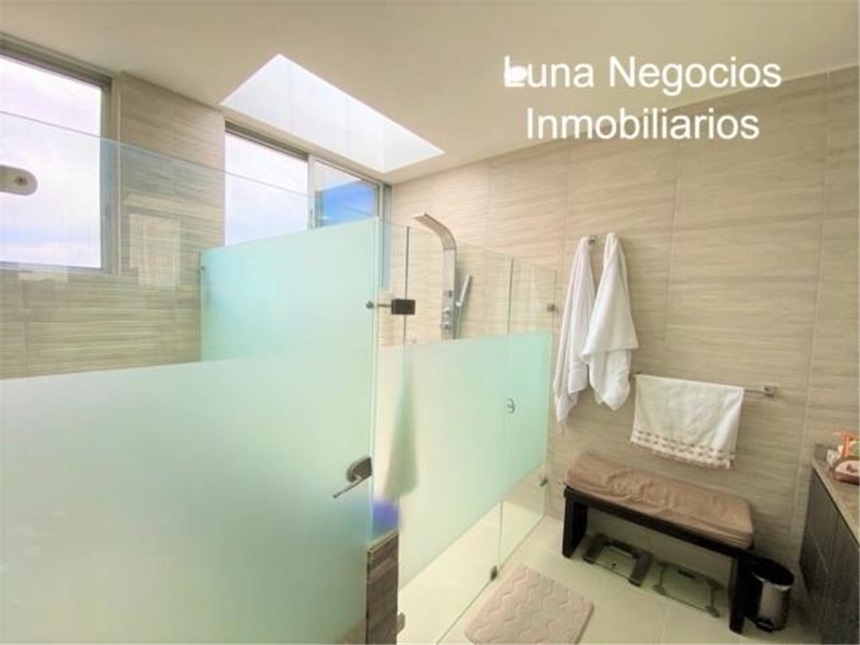 Casa de 5 alcobas en venta en Ruitoque Condominio, Piedecuesta, 600 m² · foto 15 de 21