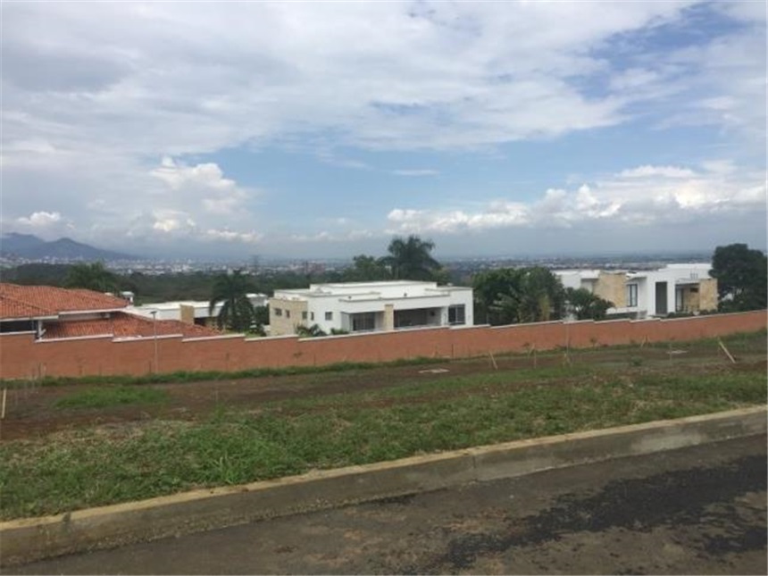 Lote en venta en La Riverita, Cali, 1415 m² · foto 8 de 13