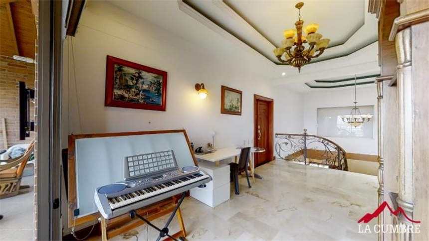 Casa de 4 alcobas en venta en Villa Carlota, Medellín, 473 m² · foto 17 de 20