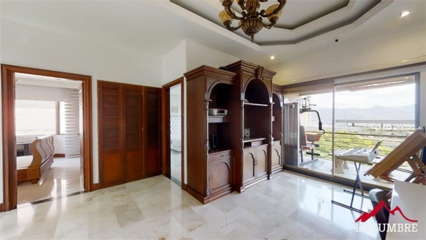 Casa de 4 alcobas en venta en Villa Carlota, Medellín, 473 m² · foto 16 de 20