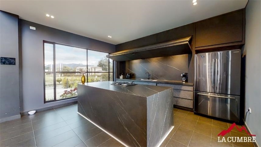 Casa de 3 alcobas en venta en Llano Grande, Rionegro, 450 m² · foto 8 de 20