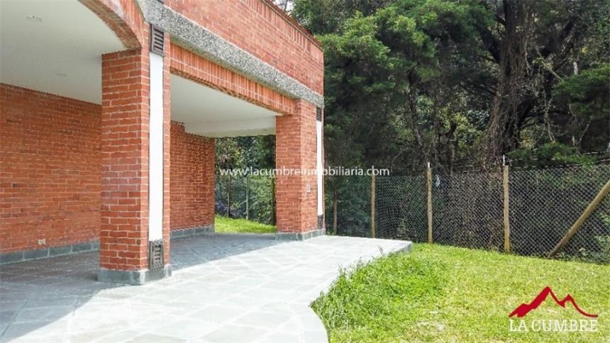 Casa en venta en El Poblado, Medellín 5