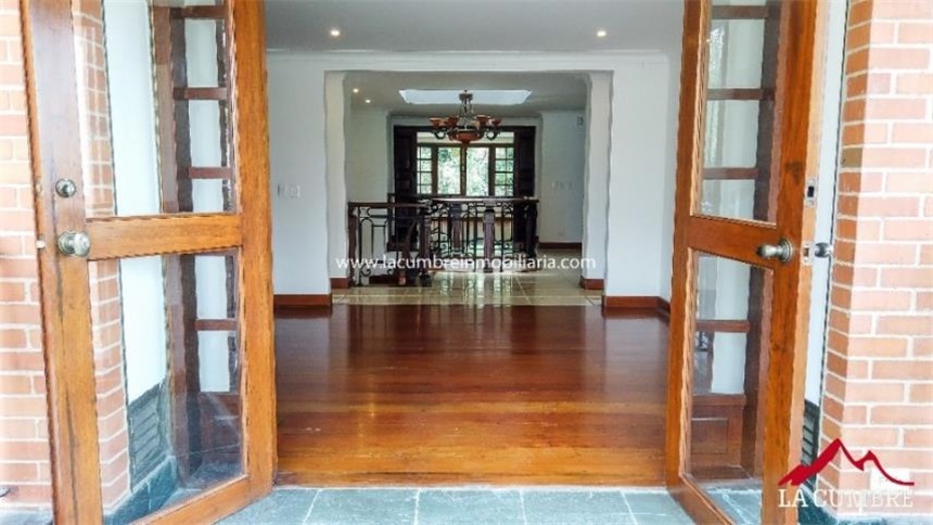 Casa de 4 alcobas en venta en El Tesoro, Medellín, 836 m² · foto 15 de 20