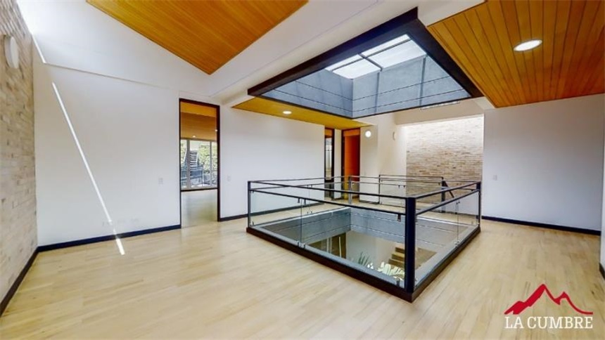 Casa en arriendo en El Poblado, Medellín · foto 13 de 19