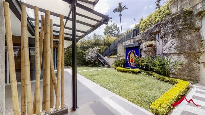 Casa en arriendo en El Poblado, Medellín · foto 5 de 19
