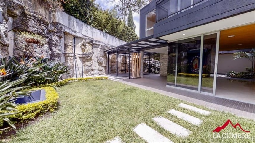 Casa de 4 alcobas en venta en San Lucas, Medellín, 333 m² · foto 7 de 19
