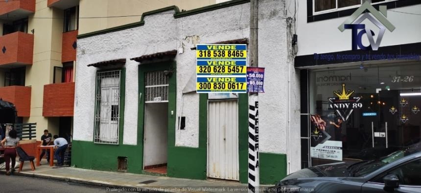 Casa en venta en Bolivar, Bucaramanga, 300 m² · foto 2 de 3
