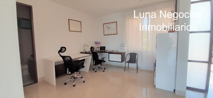 Casa de 5 alcobas en venta en Ruitoque Alto, Floridablanca, 900 m² · foto 10 de 19