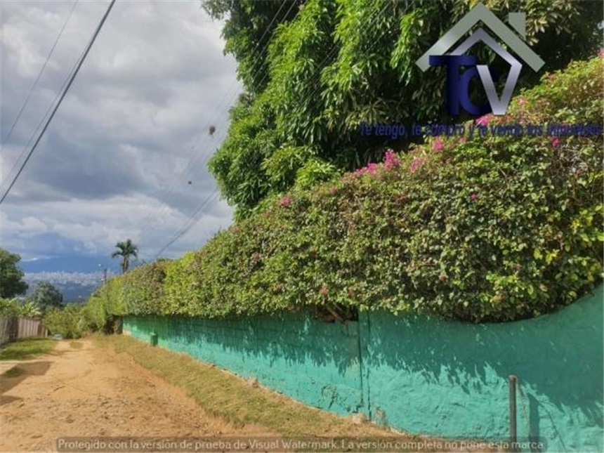 Finca en venta en Ruitoque, Girón, 224 m² · foto 2 de 24