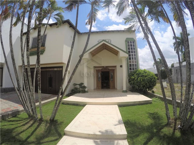 Casa en venta en El Recreo, Montería · foto 2 de 24