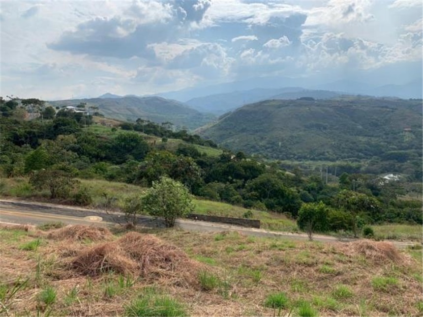 Lote en venta en San Antonio, Jamundí, 1667 m² · foto 3 de 10
