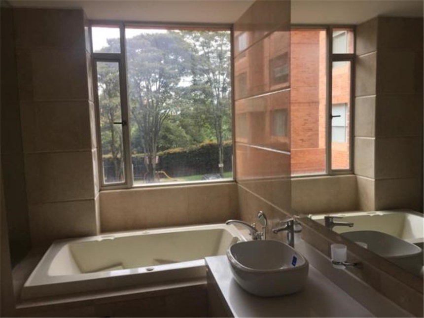 Apartamento de 3 alcobas en venta en Altos De Bella Suiza, Bogotá, 203 m² · foto 14 de 24