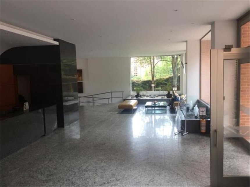 Apartamento de 3 alcobas en venta en Altos De Bella Suiza, Bogotá, 203 m² · foto 22 de 24