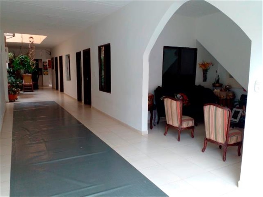Casa – Cali, Comuna 10 - Vista 4
