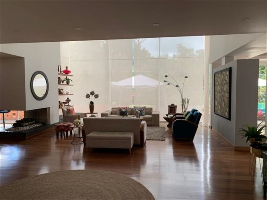 Casa de 4 alcobas en venta en Guaymaral, Bogotá, 704 m² · foto 8 de 24
