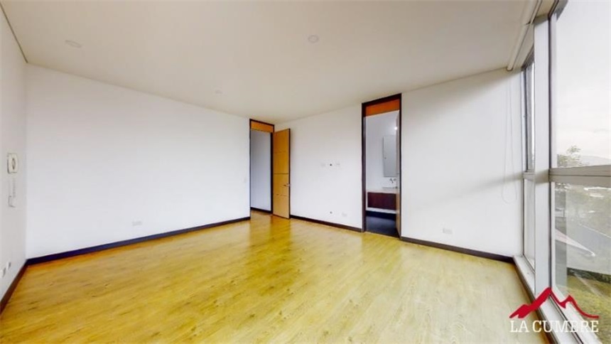 Casa de 4 alcobas en venta en Urbanizacion Arcoiris, Envigado, 331 m² · foto 14 de 22