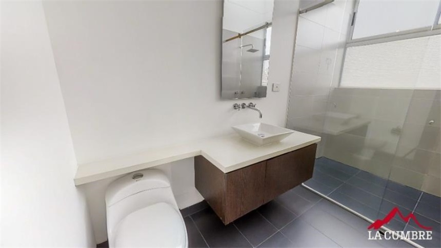 Casa de 4 alcobas en venta en Urbanizacion Arcoiris, Envigado, 331 m² · foto 15 de 22