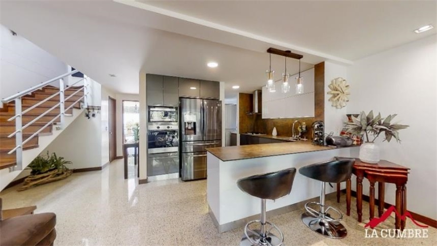 Casa de 2 alcobas en venta en La Pradera, Envigado, 157 m² · foto 3 de 17