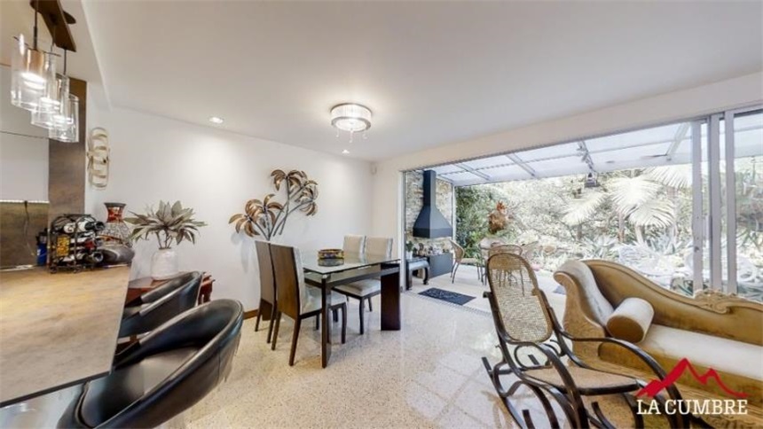 Casa de 2 alcobas en venta en La Pradera, Envigado, 157 m² · foto 7 de 17