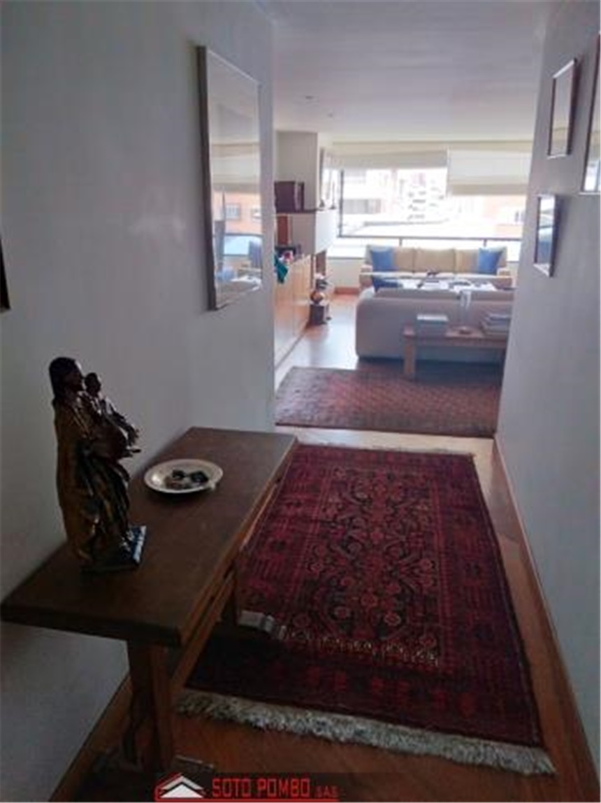 Apartamento en venta en Santa Barbara, Bogotá · foto 4 de 17
