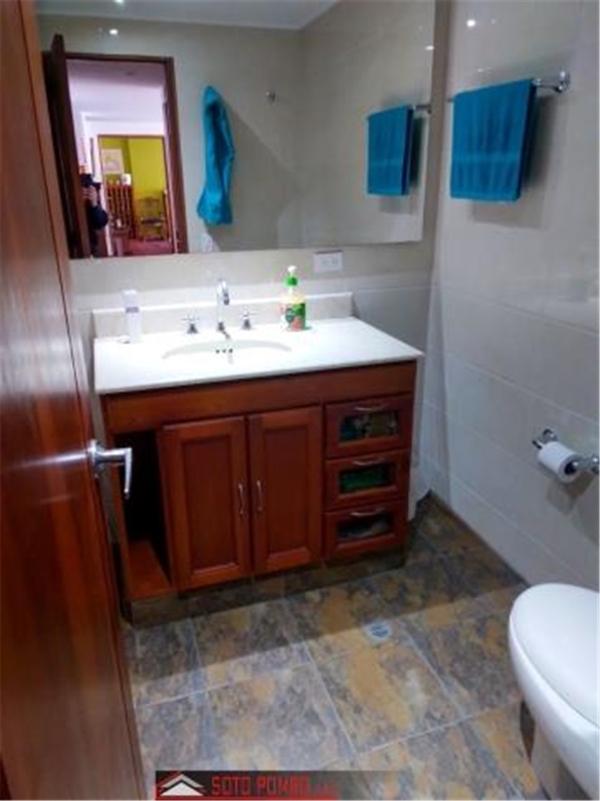 Apartamento en venta en Santa Barbara, Bogotá · foto 9 de 17