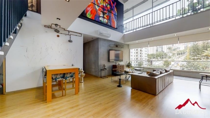 Apartamento de 4 alcobas en arriendo en Las Lomas, Medellín, 200 m² · foto 2 de 12