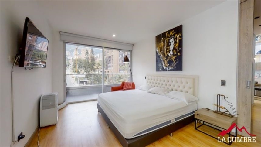 Apartamento de 4 alcobas en arriendo en Las Lomas, Medellín, 200 m² · foto 9 de 12