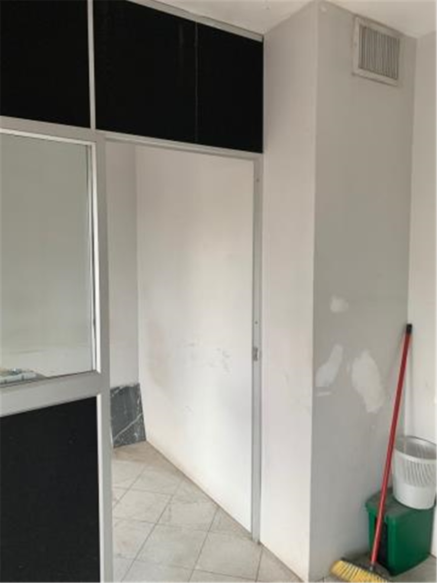 Local en Arriendo - Vista 4