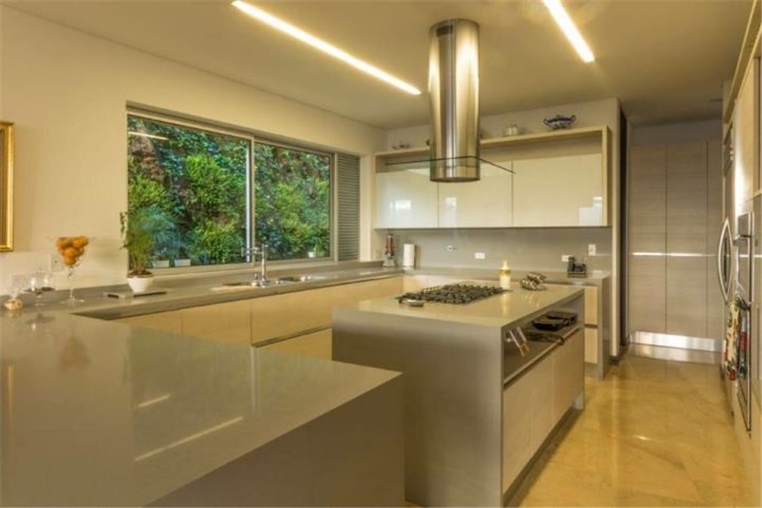 Casa de 4 alcobas en venta en La Calera, Medellín, 738 m² · foto 7 de 18