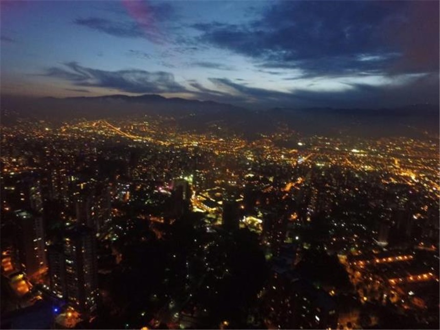 Casa de 4 alcobas en venta en La Calera, Medellín, 738 m² · foto 15 de 18