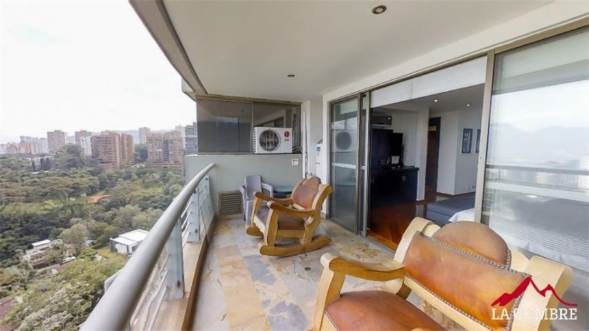 Apartamento de 3 alcobas en venta en El Poblado, Medellín, 360 m² · foto 19 de 24