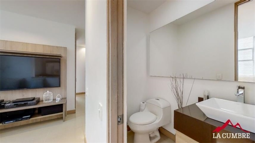 Apartamento en venta en El Poblado, Medellín · foto 22 de 24
