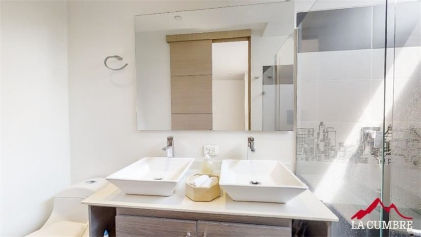 Apartamento en venta en El Poblado, Medellín · foto 15 de 24