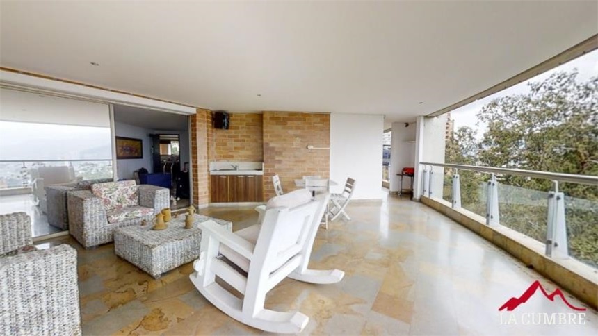 Apartamento en arriendo en El Poblado, Medellín · foto 6 de 23