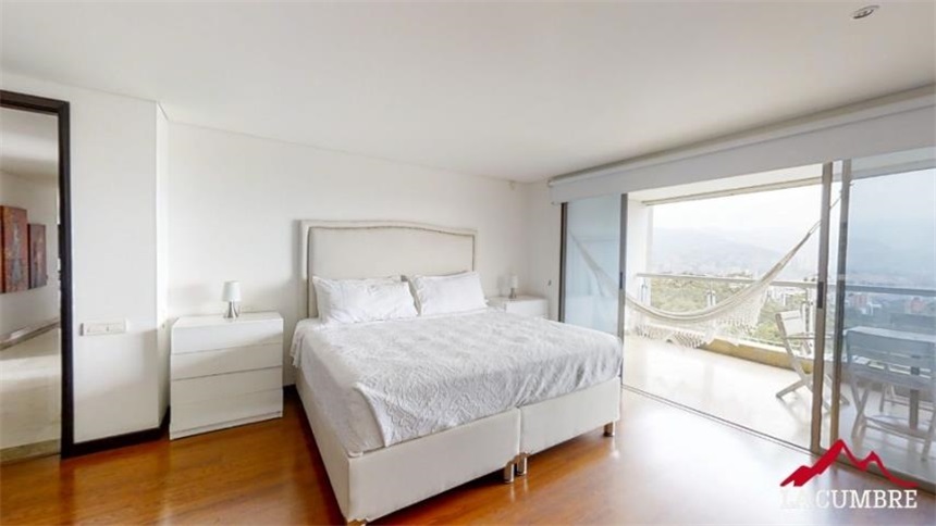Apartamento en arriendo en El Poblado, Medellín · foto 13 de 23