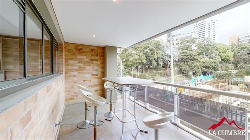 Apartamento de 4 alcobas en arriendo en El Poblado, Medellín, 450 m² · foto 17 de 20