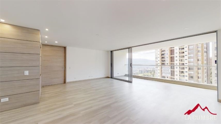 Apartamento en venta en Loma De Las Brujas, Envigado · foto 4 de 24